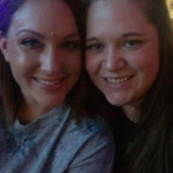 Meet your Posher, Amy - Picture 1 of 1